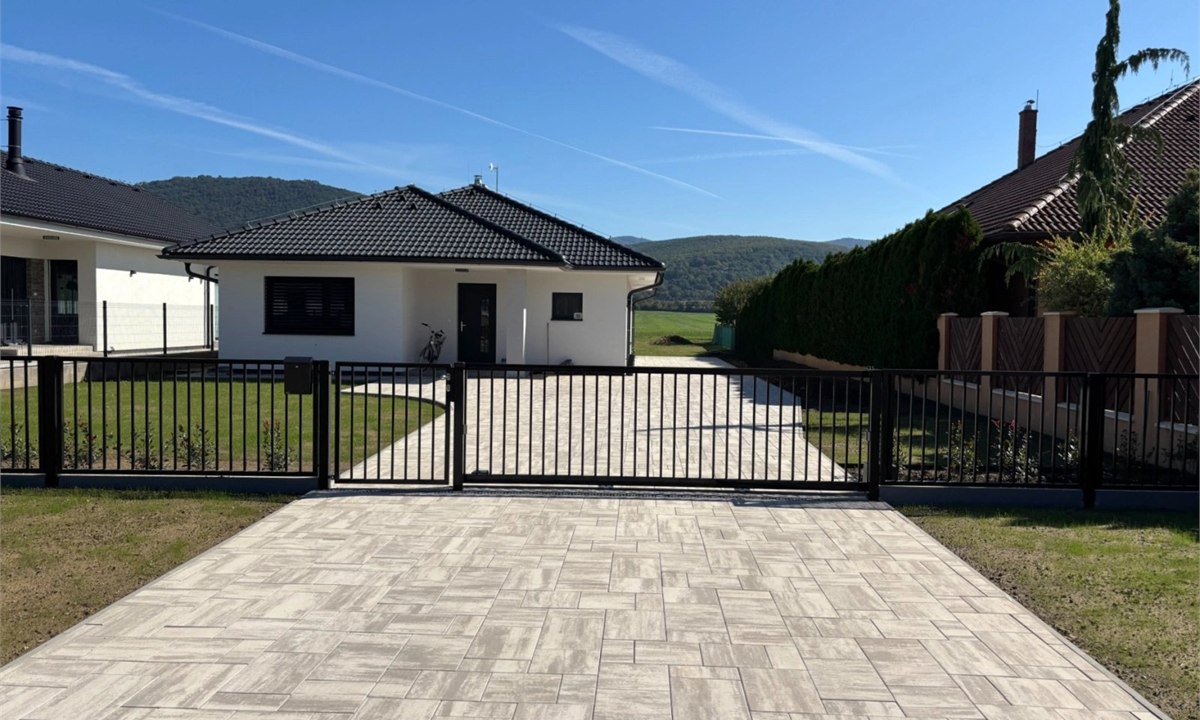 Dlažba AZ Beton Siesta v exteriérovej realizácii